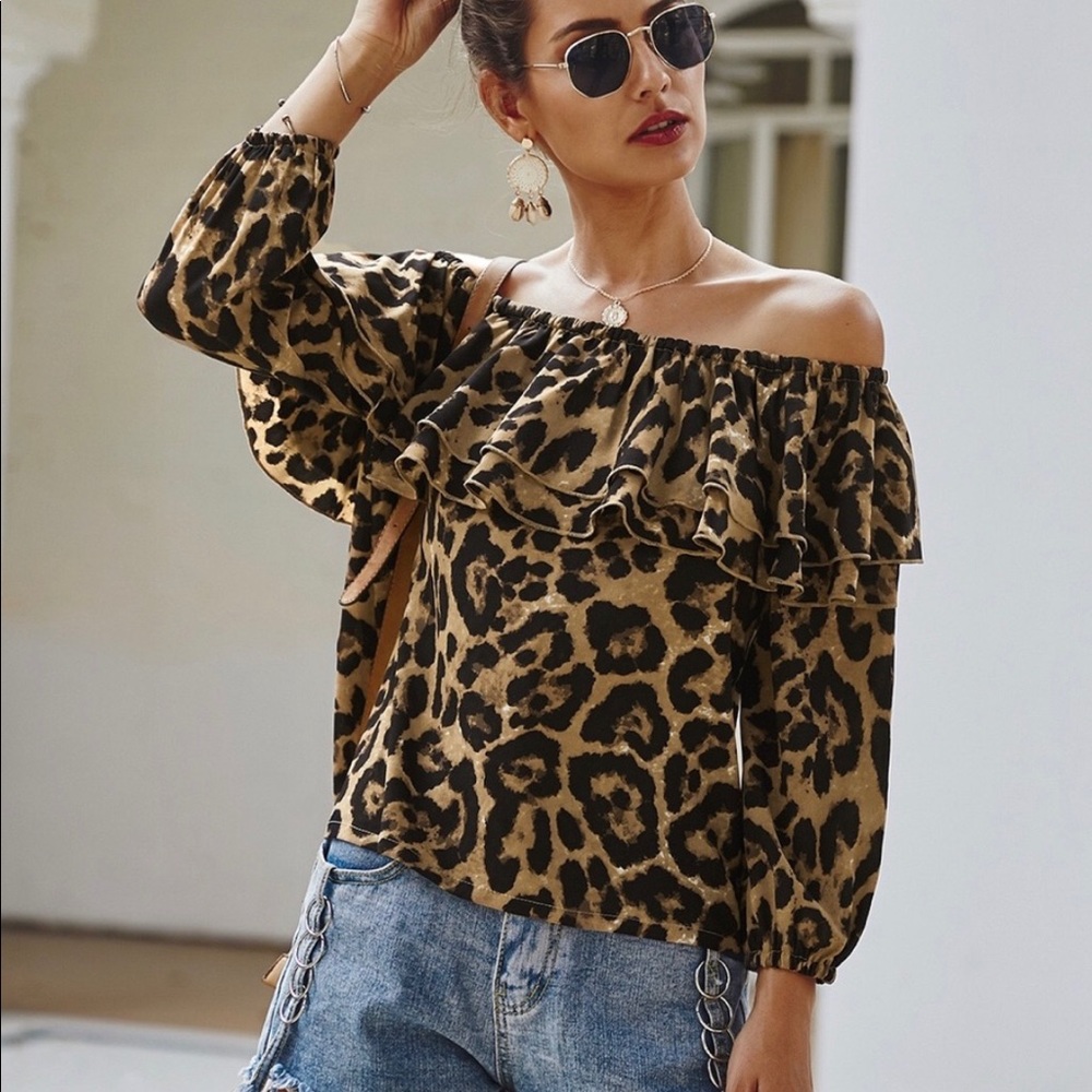New! Tan Leopard Print off the shoulder Ruffle top - Picture 4 of 4